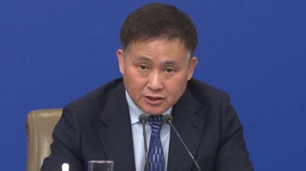 大牛配资网 中国人民银行行长潘功胜出席并主持东盟与中日韩财长和央行行长会