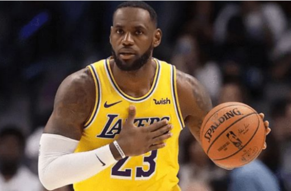 迎客松配资 湖人官宣续约詹姆斯 两年合同9710万美元